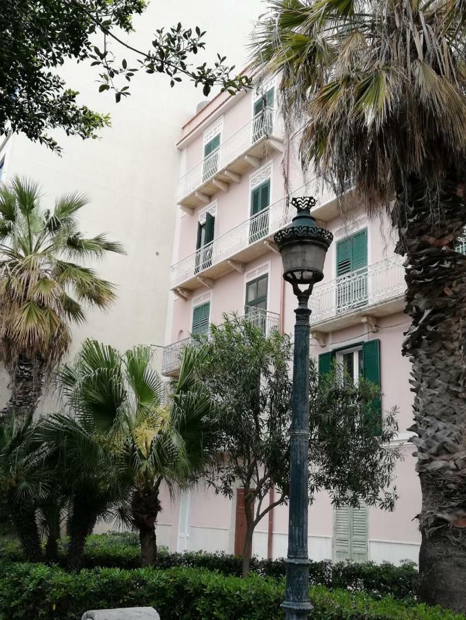 Pappalardo - Regina Elena Apartment Trapani Exterior photo